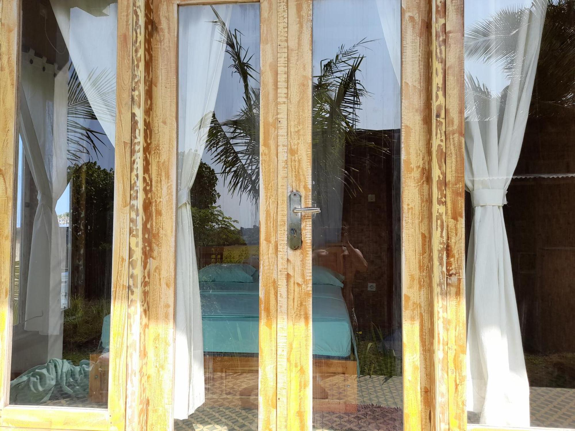 The Nyamo Surf & Stay Pulukan Room photo