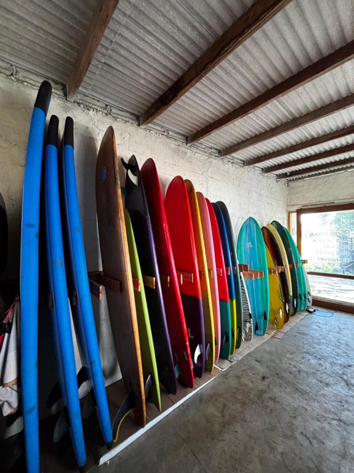 The Nyamo Surf & Stay Pulukan Exterior photo