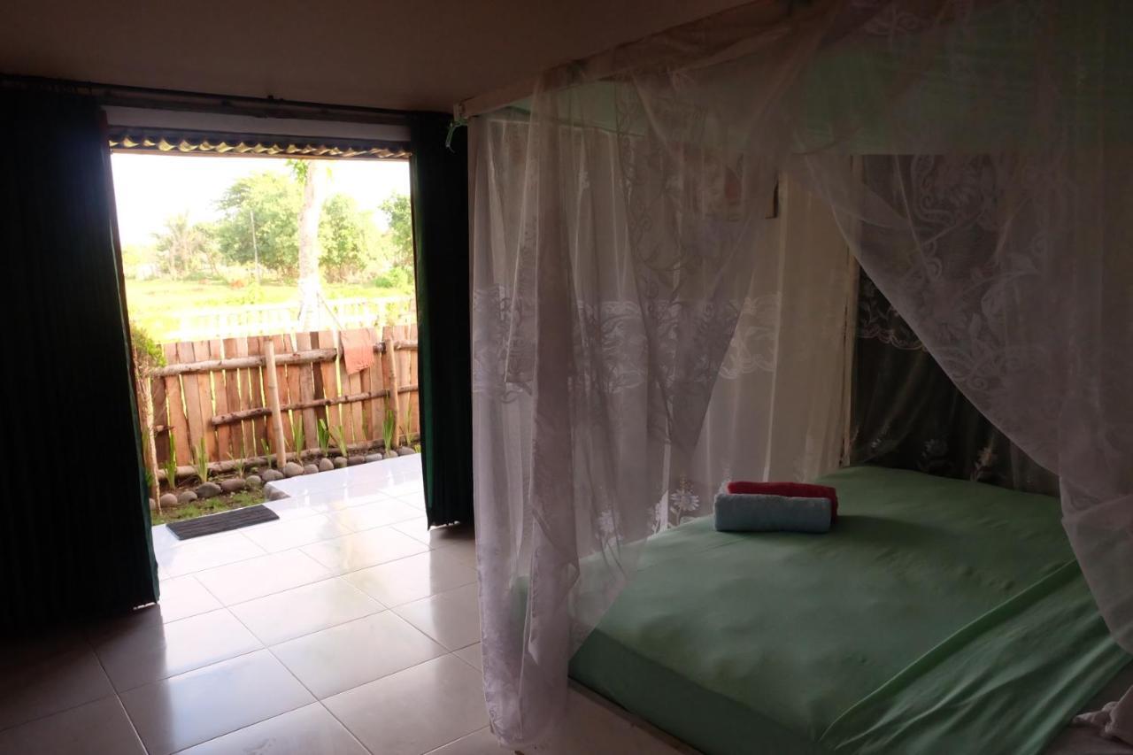 The Nyamo Surf & Stay Pulukan Exterior photo